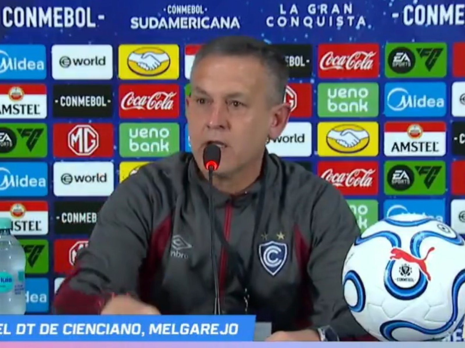 "Hacen cada pregunta boluda, ¡qué malos que son!"