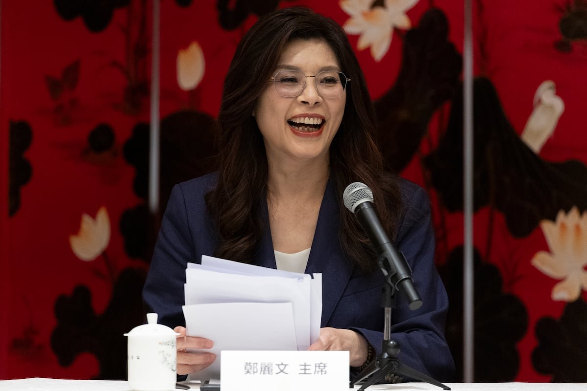 La líder opositora de Taiwán defiende en Pekín su acercamiento a China “para evitar una guerra” | Internacional