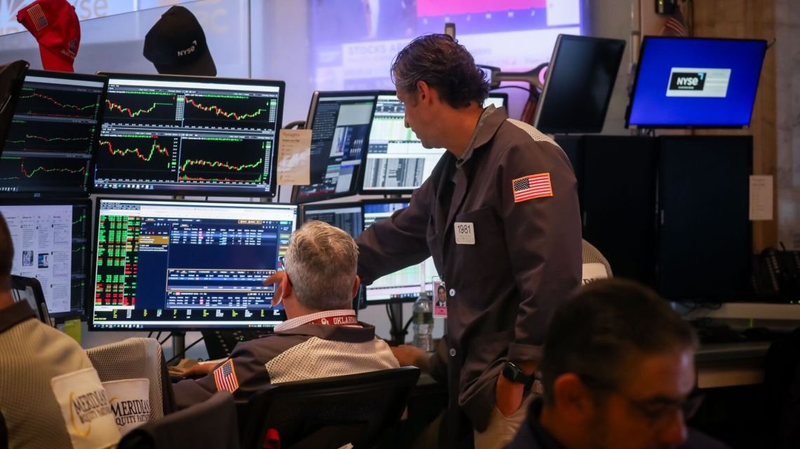 Las bolsas repuntan pero el petróleo sigue en alerta por frágil tregua con Irán