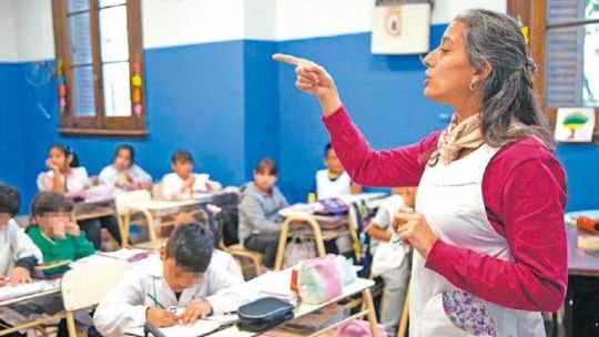 12_04_2026_maestra_cedoc_g