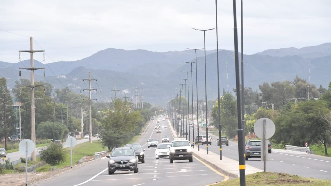 Llaryora habilitó la duplicación de la Padre Luchesse