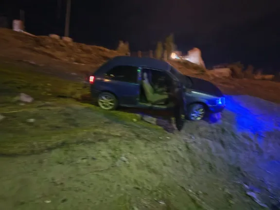 Persecución, tiroteo y vuelco en el barrio Moure