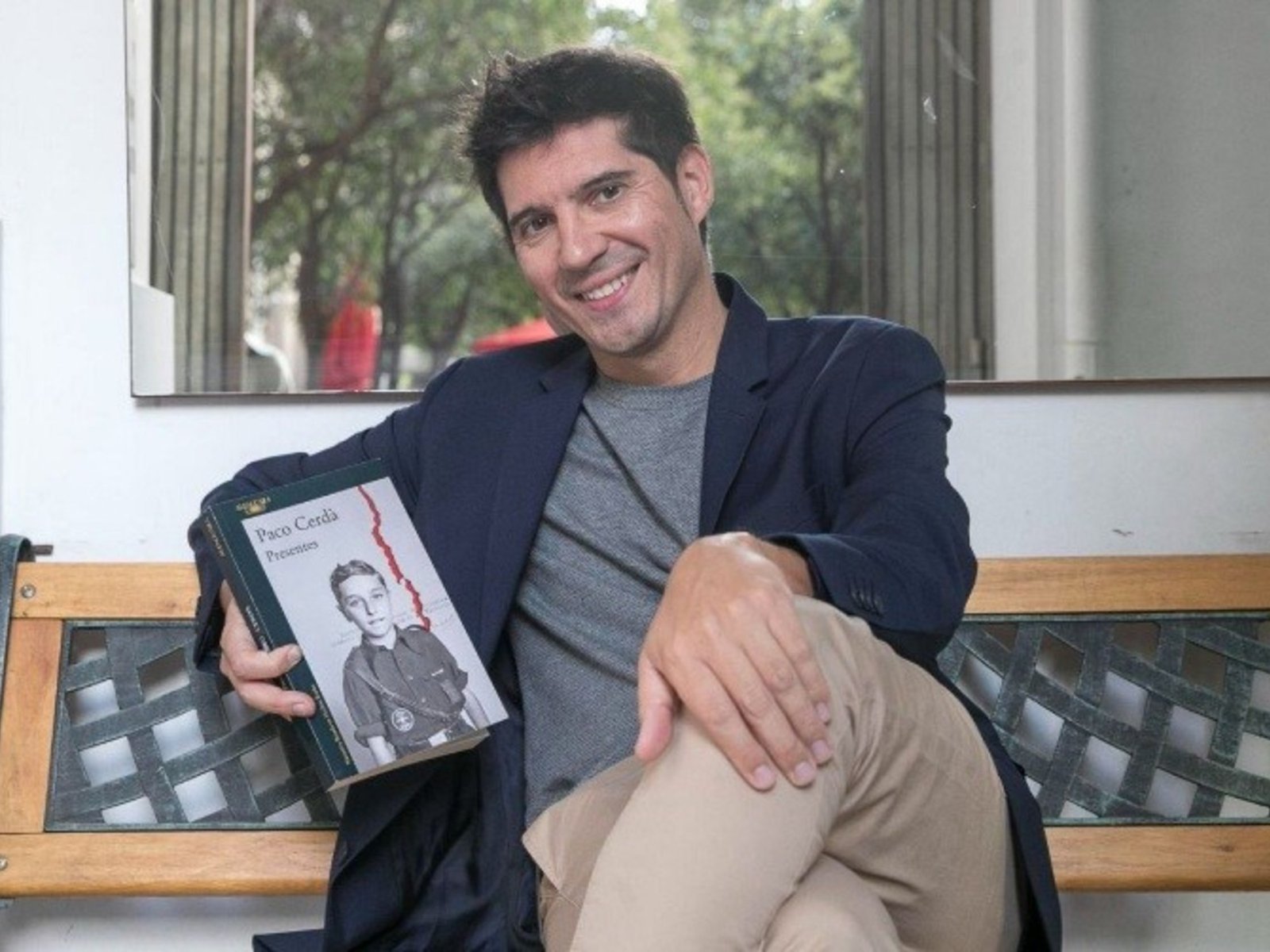 "Recelo mucho de una memoria solo para fanáticos"