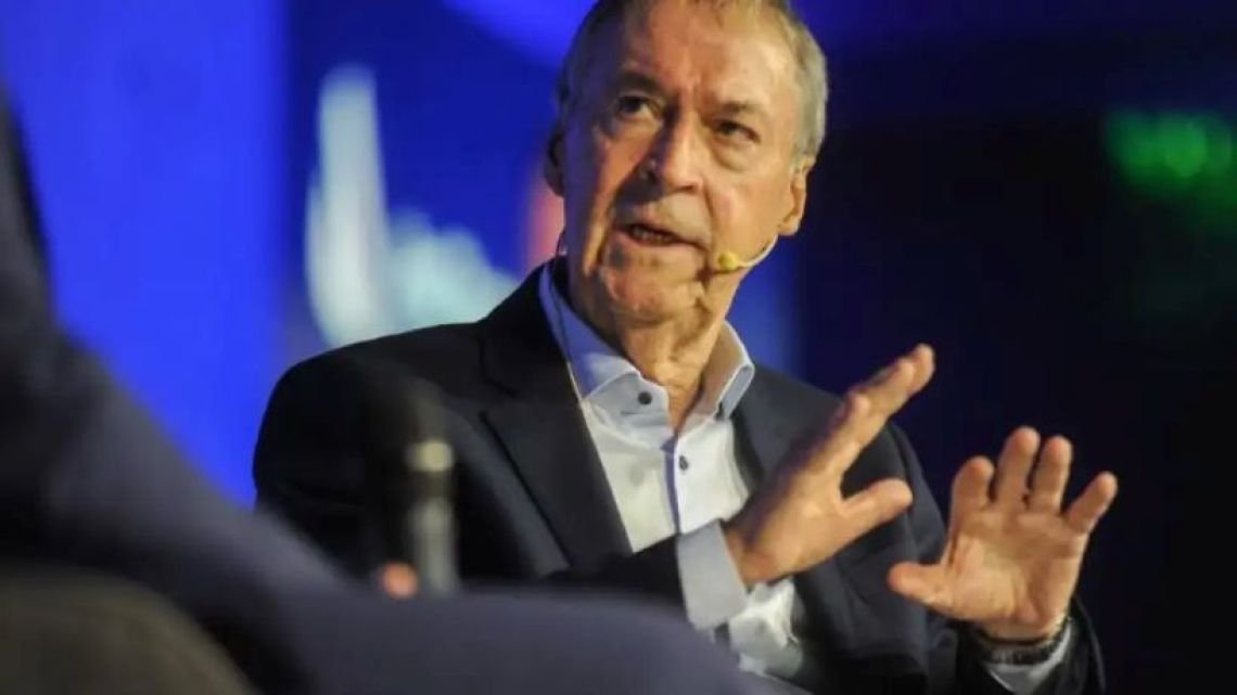 Schiaretti: "La prohibición de ingreso a periodistas acreditados en la Casa Rosada es un hecho grave e inédito en nuestro país"