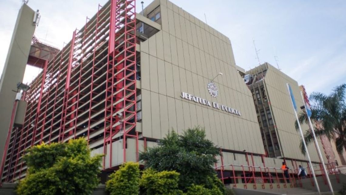 Secuestran el celular de un alumno en Córdoba: investigan si pertenecía al mismo grupo vinculado al tiroteo de San Cristóbal