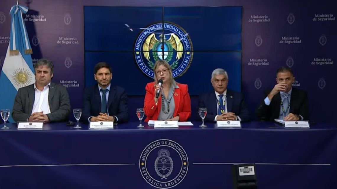 Tiroteo en San Cristóbal: “No es un caso aislado ni bullying, el tirador participaba de una red internacional digital”