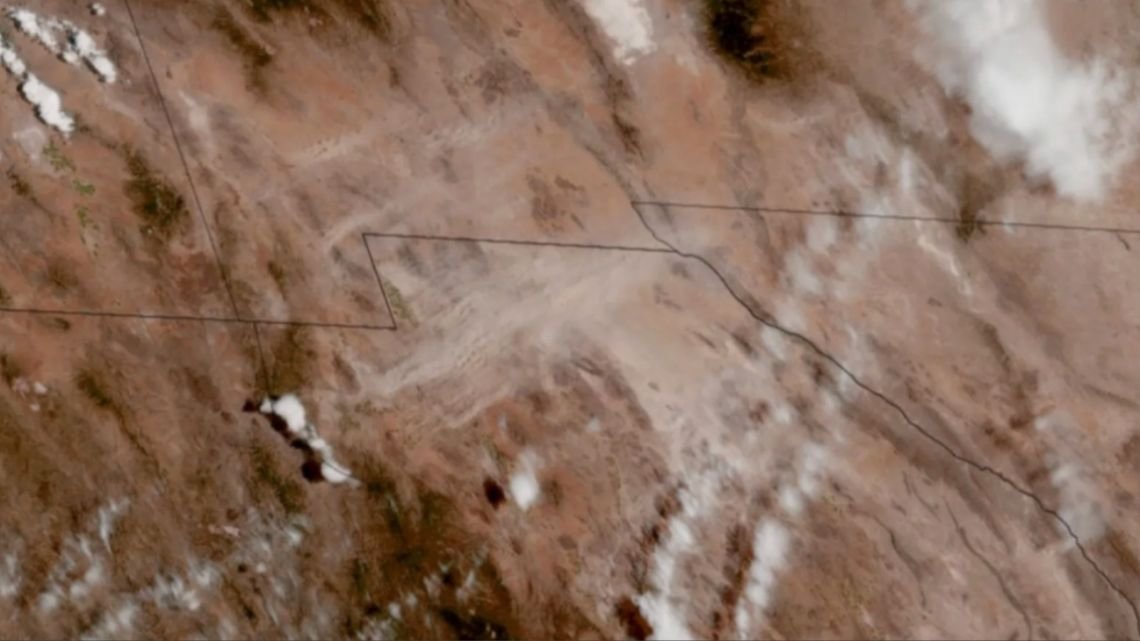 Tormentas de polvo en el suroeste de Estados Unidos: el monitoreo satelital de la NOAA ante los riesgos respiratorios