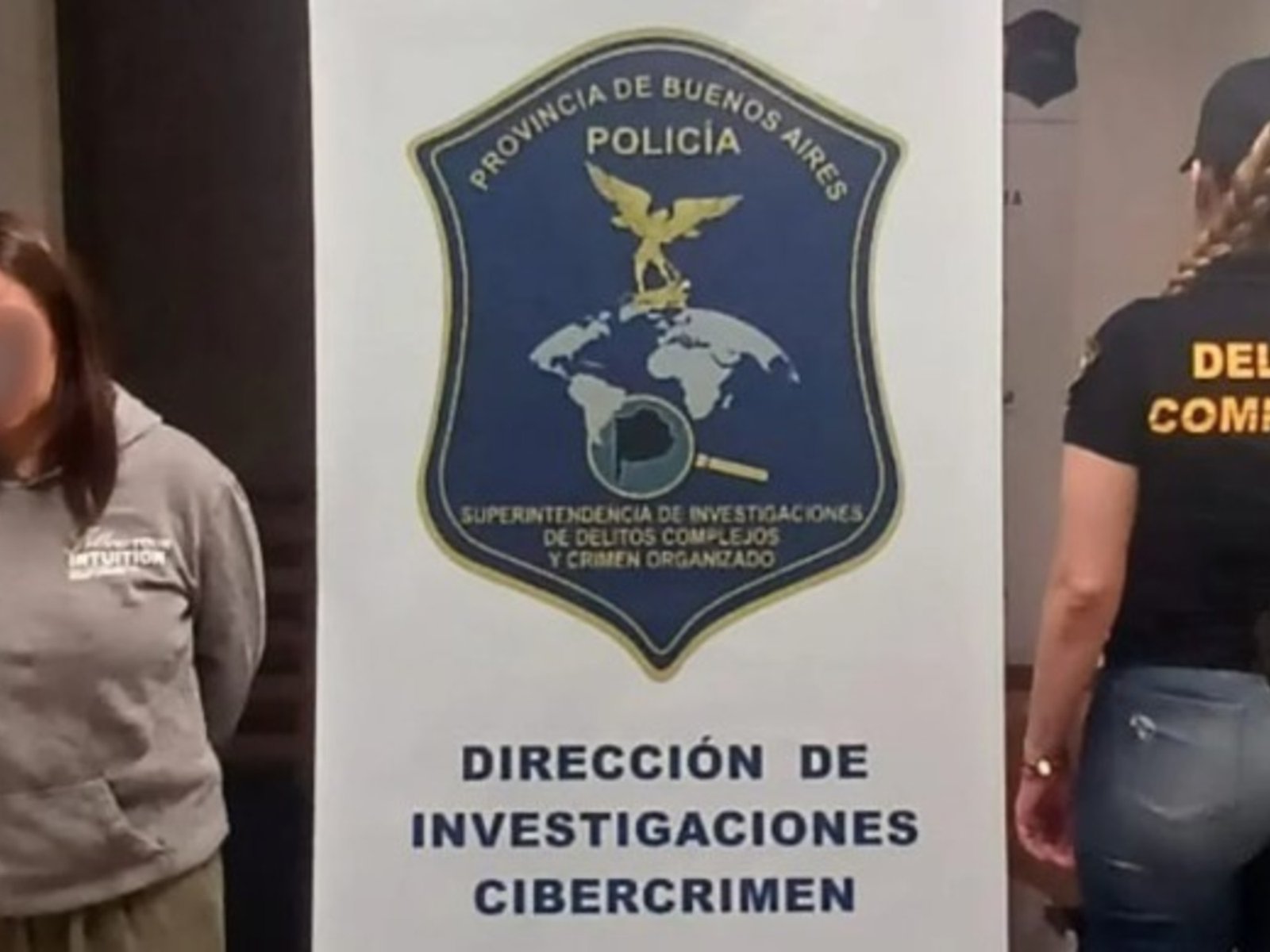 compró un arbolito de Navidad, pasajes a San Bernardo y hasta pagó la factura de gas