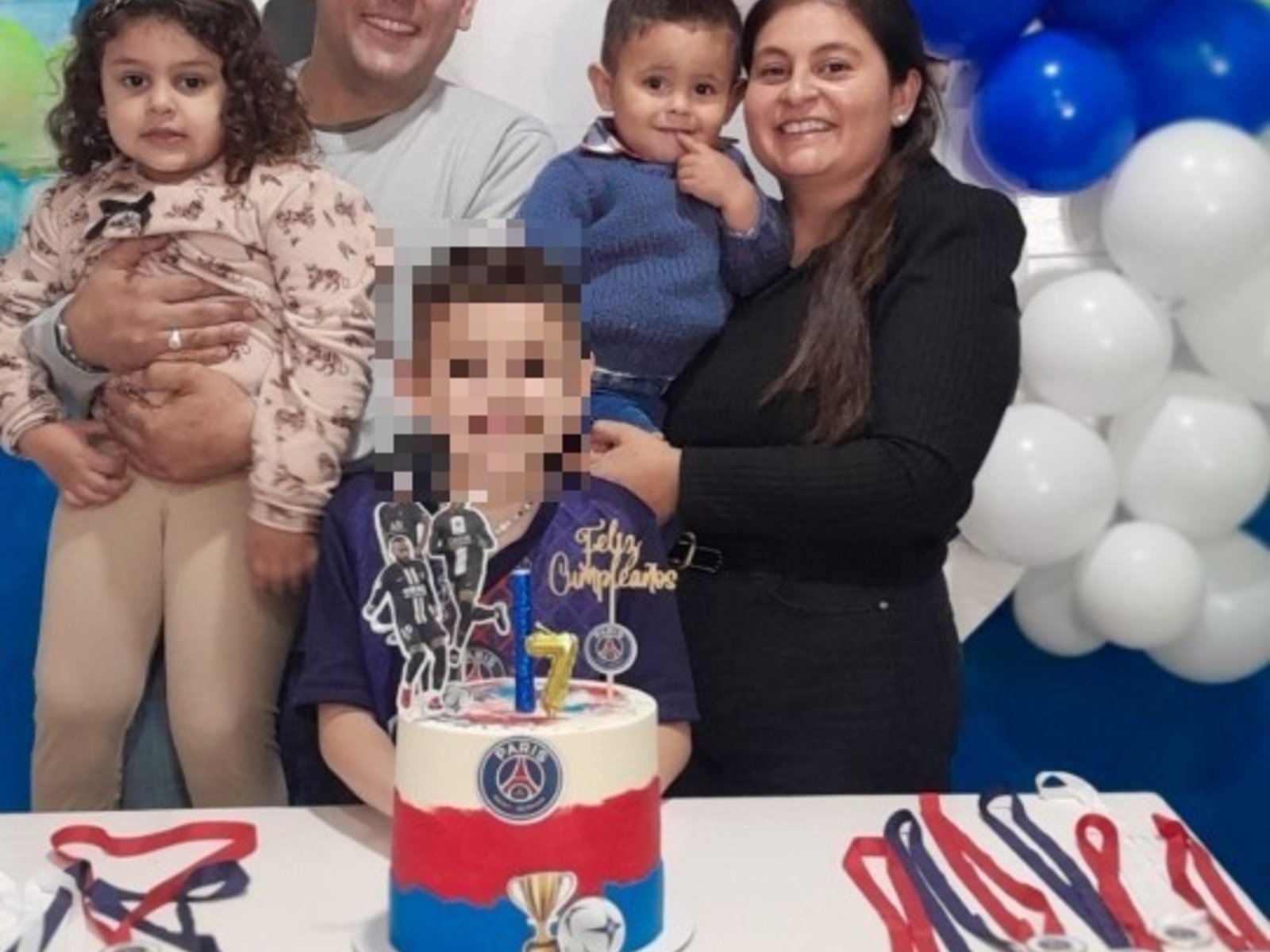 el nene de 7 años que perdió a toda su familia en un choque recibió el alta