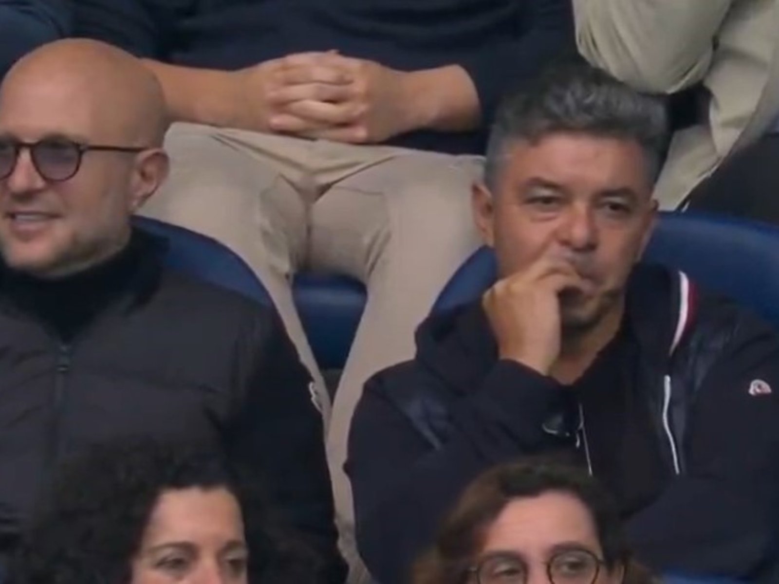 fue visto en un partido de La Liga y crecen las dudas sobre su futuro