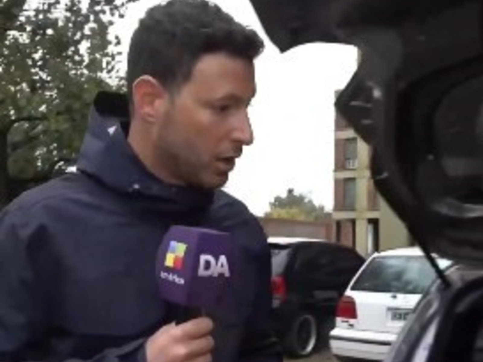 persiguieron a los ladrones en vivo