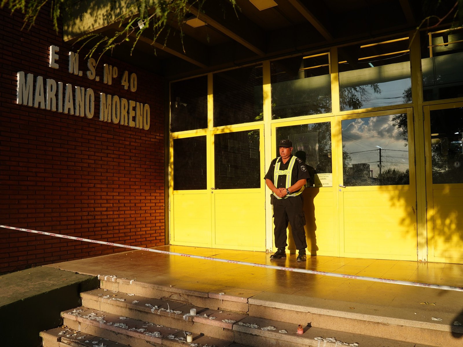 un alumno llevó un arma de aire comprimido a otra escuela de Santa Fe