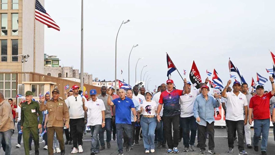 300 drones cubanos y la narrativa de la amenaza