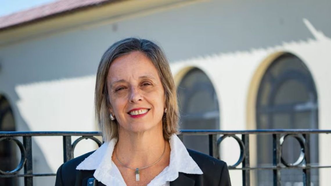 Candidata a directora del Monserrat: “Este año tuvimos 30 renuncias docentes”