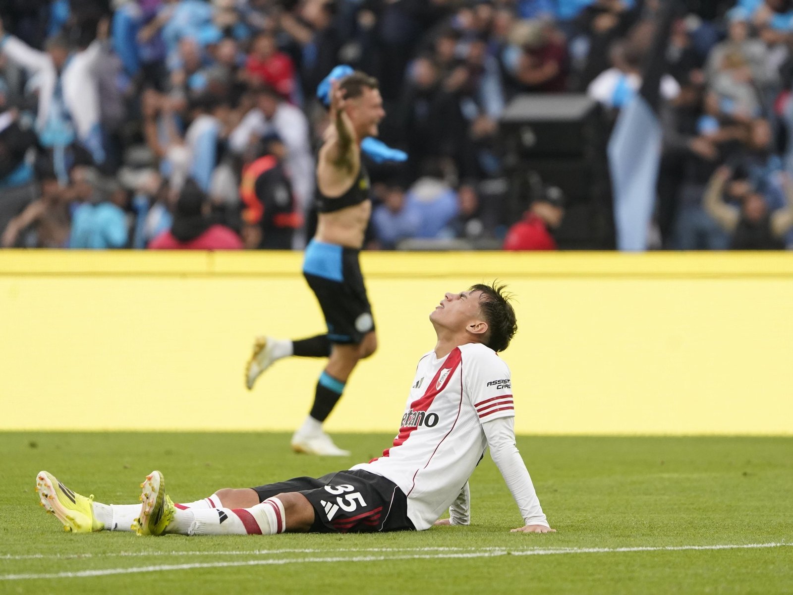 Colidio y Galván los mejores y muchos desaprobados