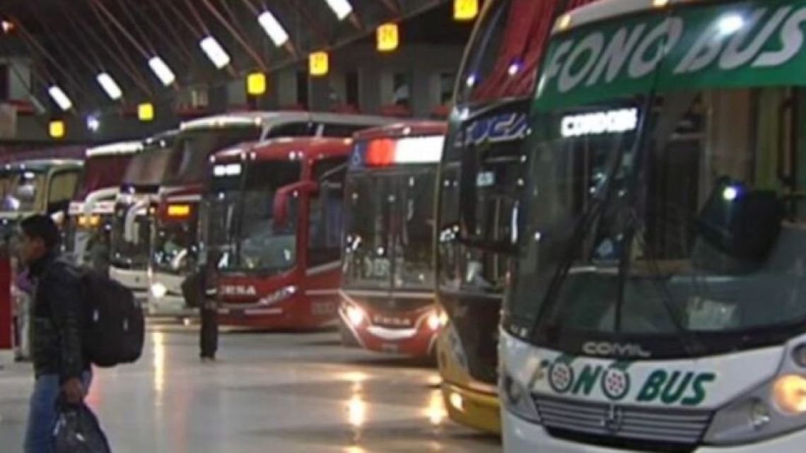 Crisis en el transporte: FETAP suspende los boletos gratuitos