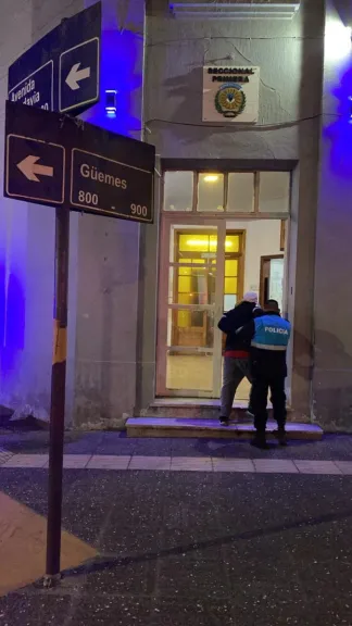 Demorado en el centro por incidentes y estado de ebriedad