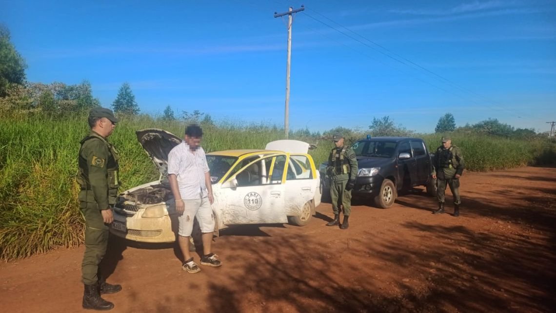 Detienen a taxista con 300 ampollas de fentanilo de origen paraguayo abajo del asiento