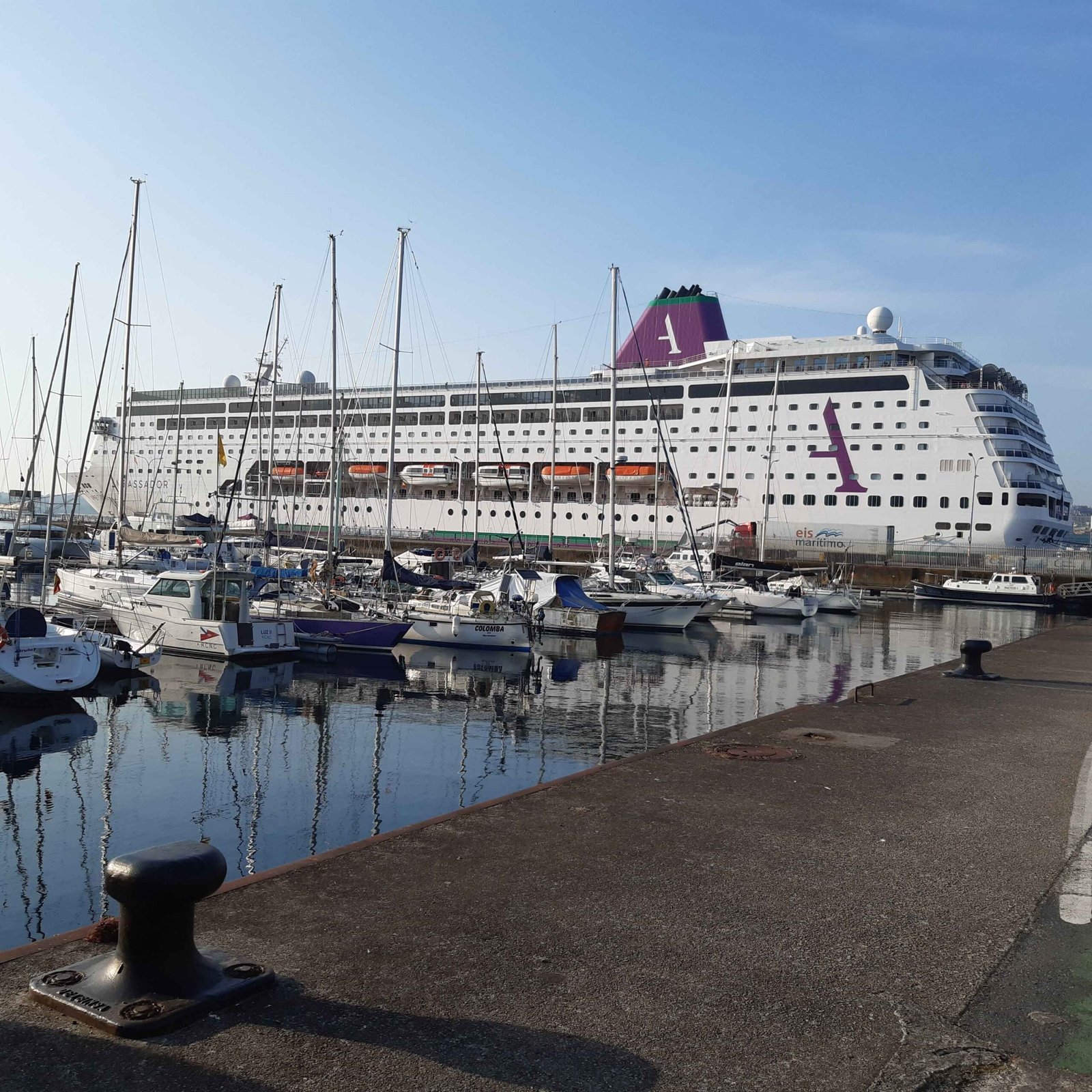 El crucero aislado por un brote de gastroenteritis hará escala este sábado en A Coruña