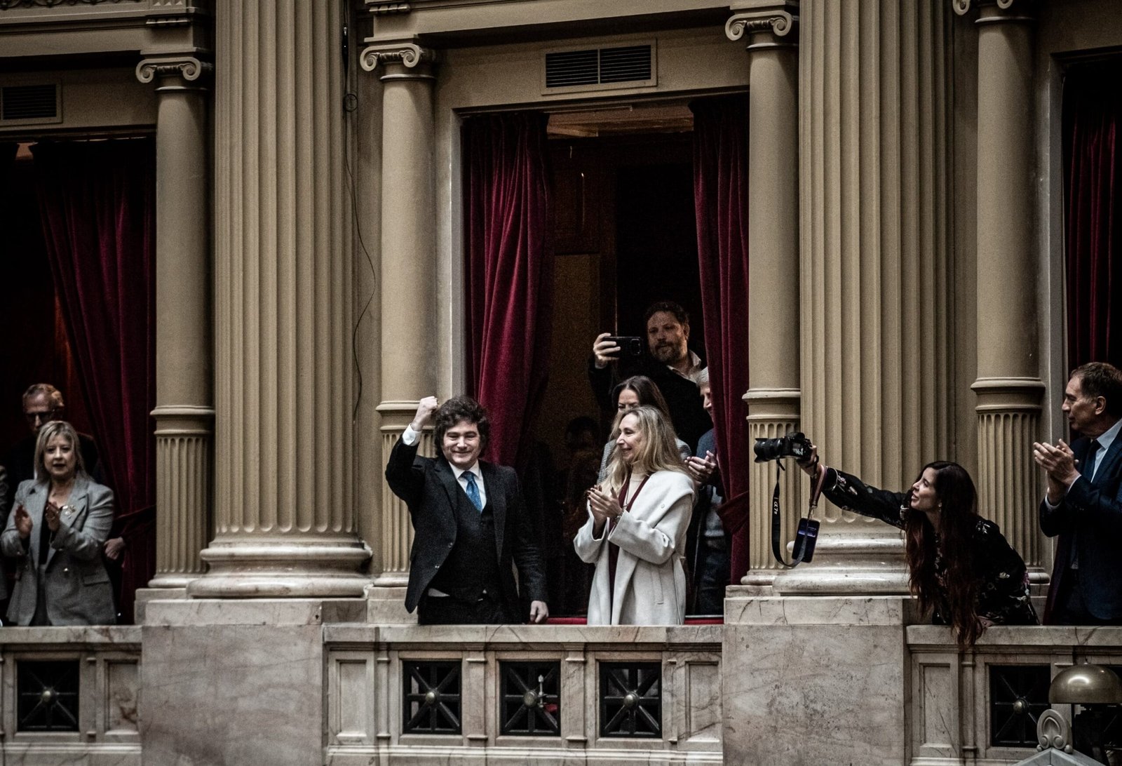 El discurso de Milei contra “la casta” choca con los escándalos de corrupción de su Gobierno