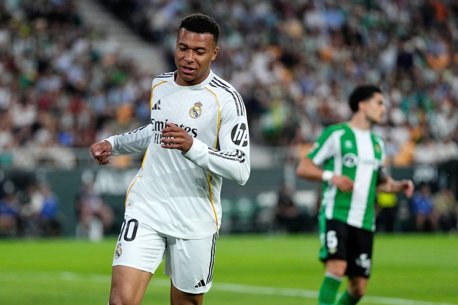 El entorno de Mbappé sale a defender al jugador: “Las críticas se basan en una interpretación de un período de recuperación gestionado por el club”