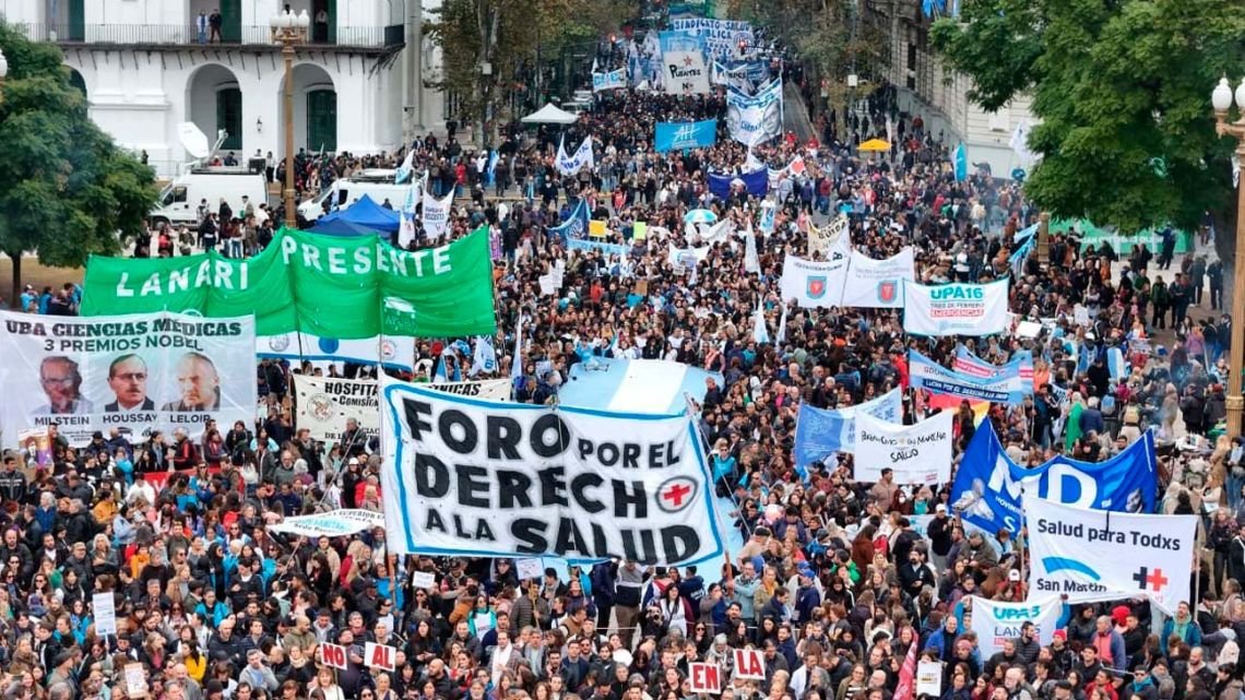 En “QR!” advirtieron: “El sistema de salud está al borde de un colapso inédito”