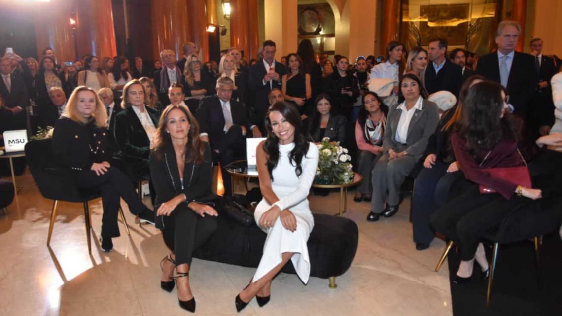 En fotos: empresarios, gobernadores y figuras en la gala anual de Asociación Conciencia