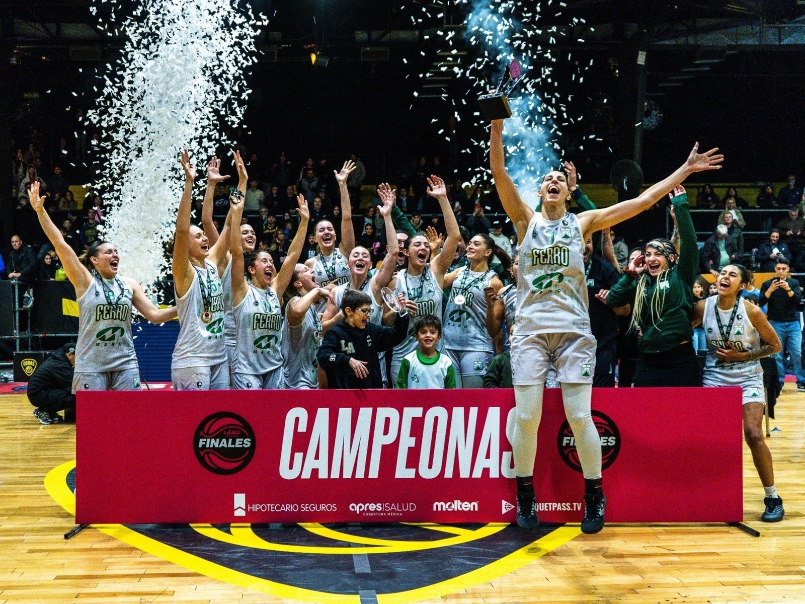 Ferro venció a Obras y se consagró tricampeón de la Liga Femenina de básquet