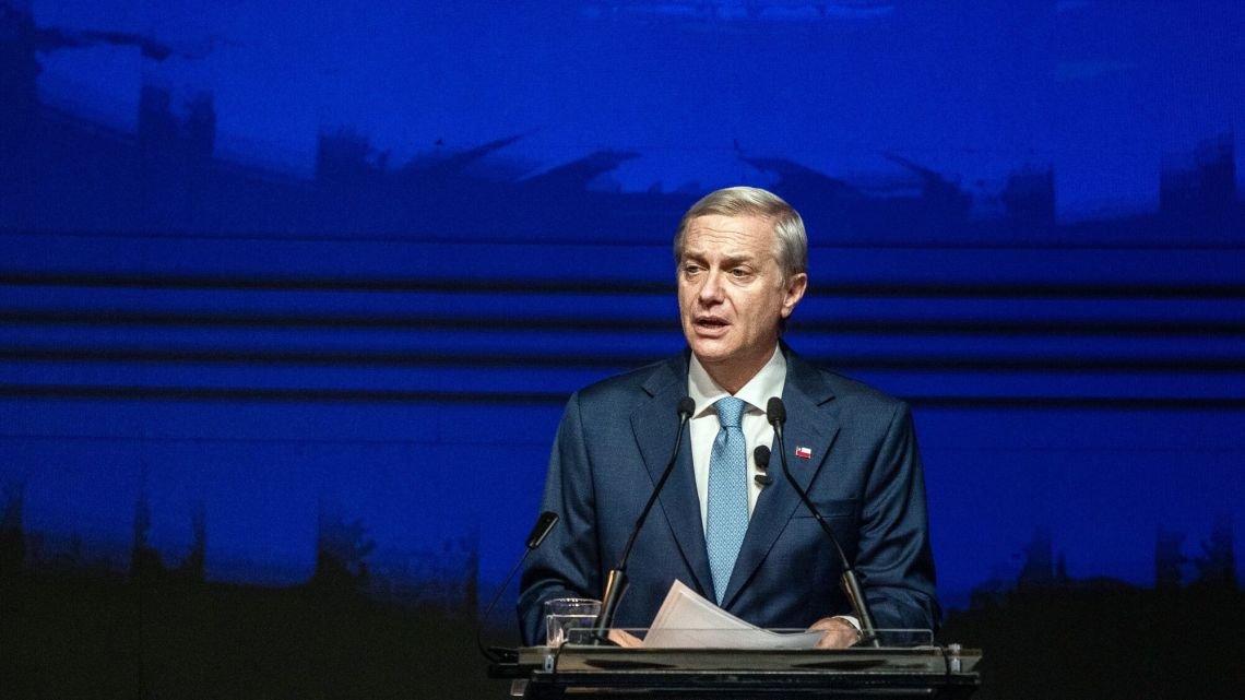 Kast consigue respaldo inicial para su reforma económica en Chile