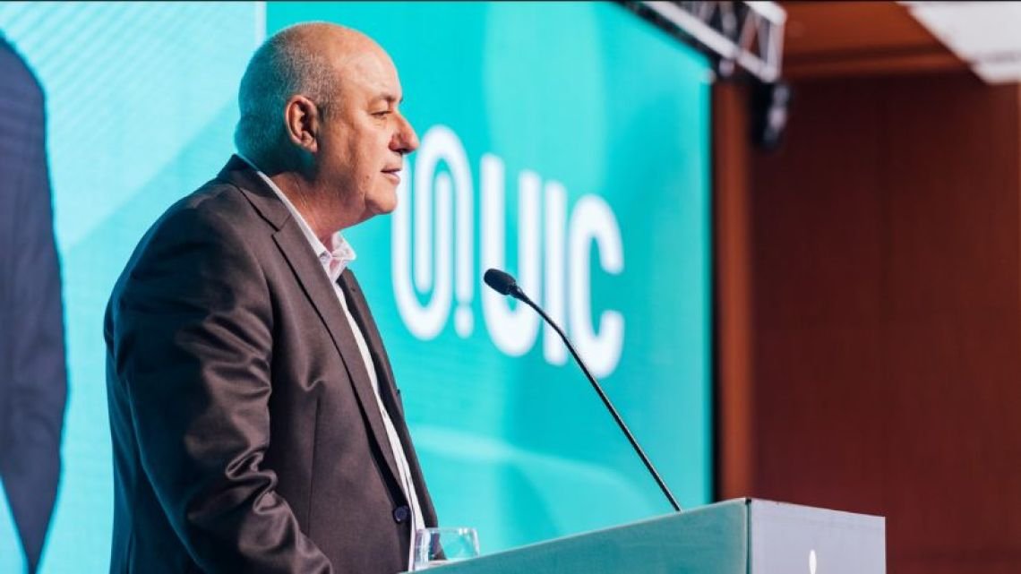 La UIC, en alerta por la "falta de previsión energética", emitió duro comunicado