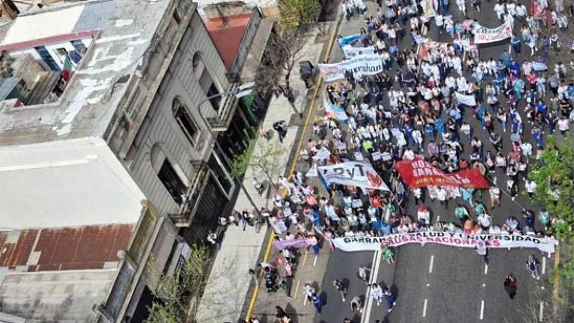 Marcha Federal Universitaria qué calles estarán cortadas este martes 12 de mayo