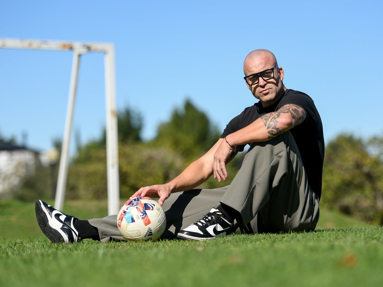 “No me retiré, soy un futbolista eterno”