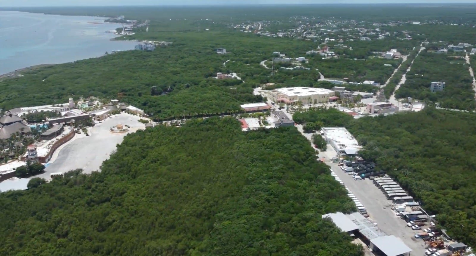 Perfect Day, el parque acuático de Royal Caribbean que amenaza con devorar el ecosistema de Mahahual