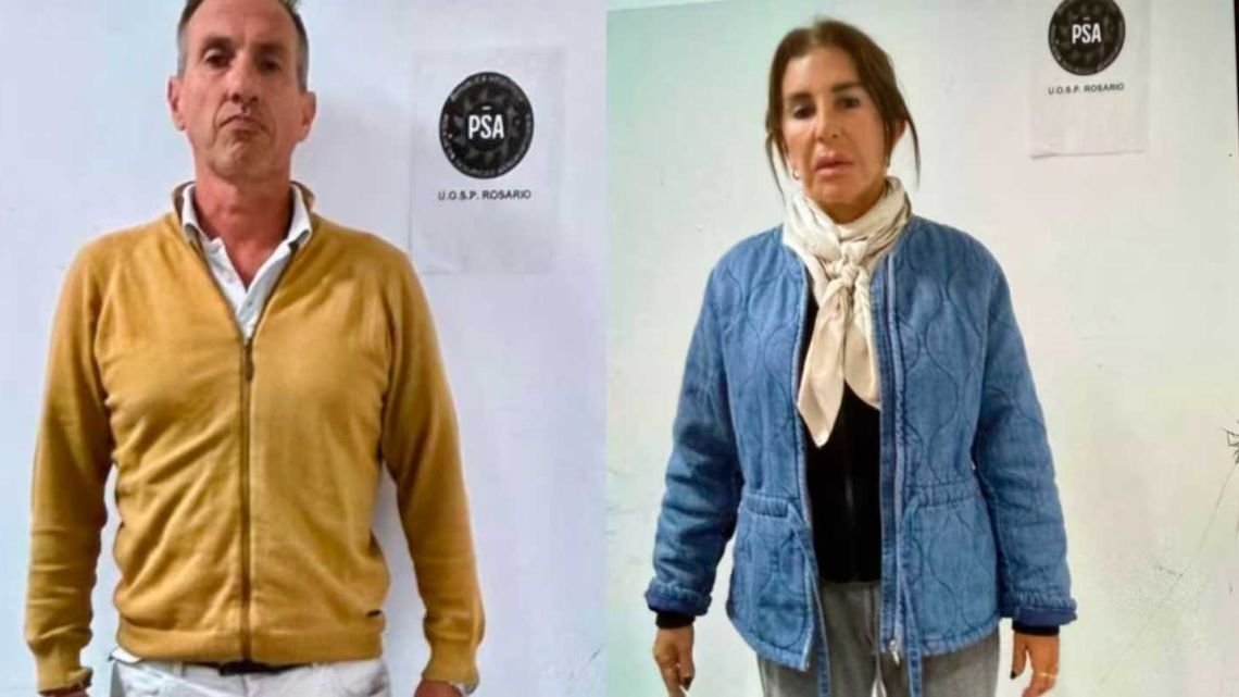 Quiénes son y cómo descubrieron a la pareja que tenía sexo en un avión