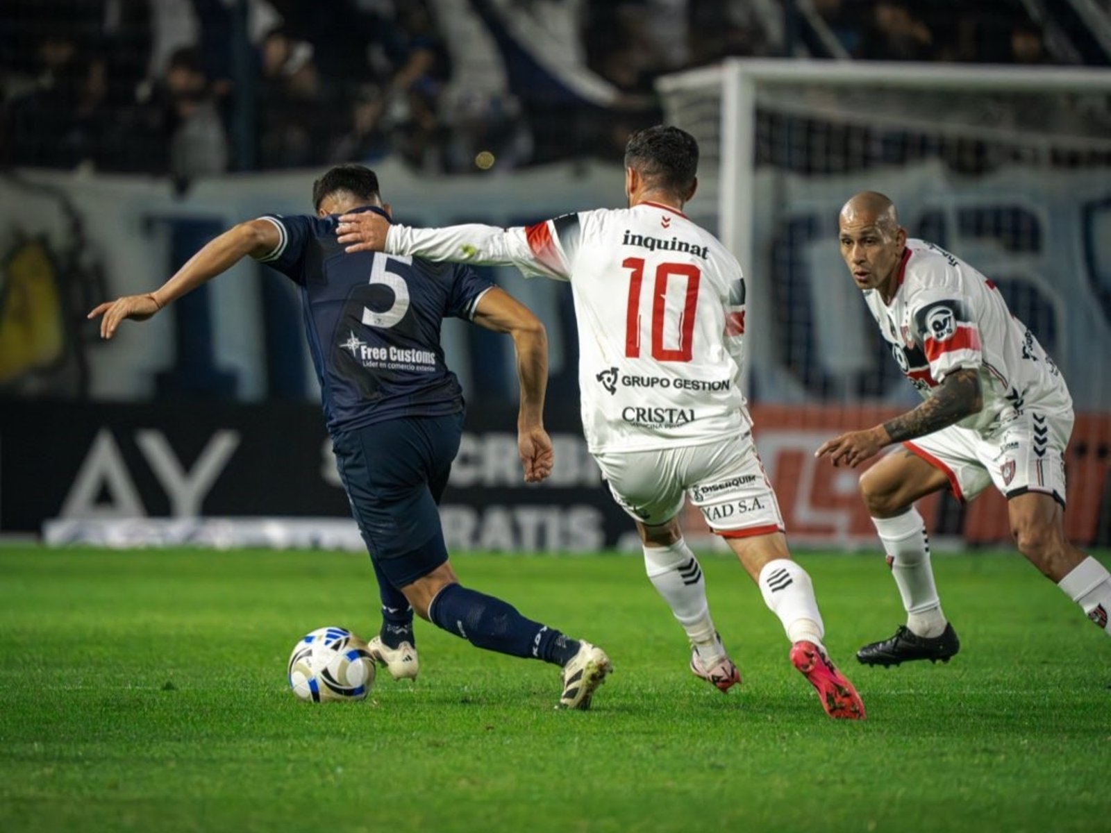 Quilmes y Chacarita empataron y se llevaron resultado que no le sirve a ninguno :: Olé
