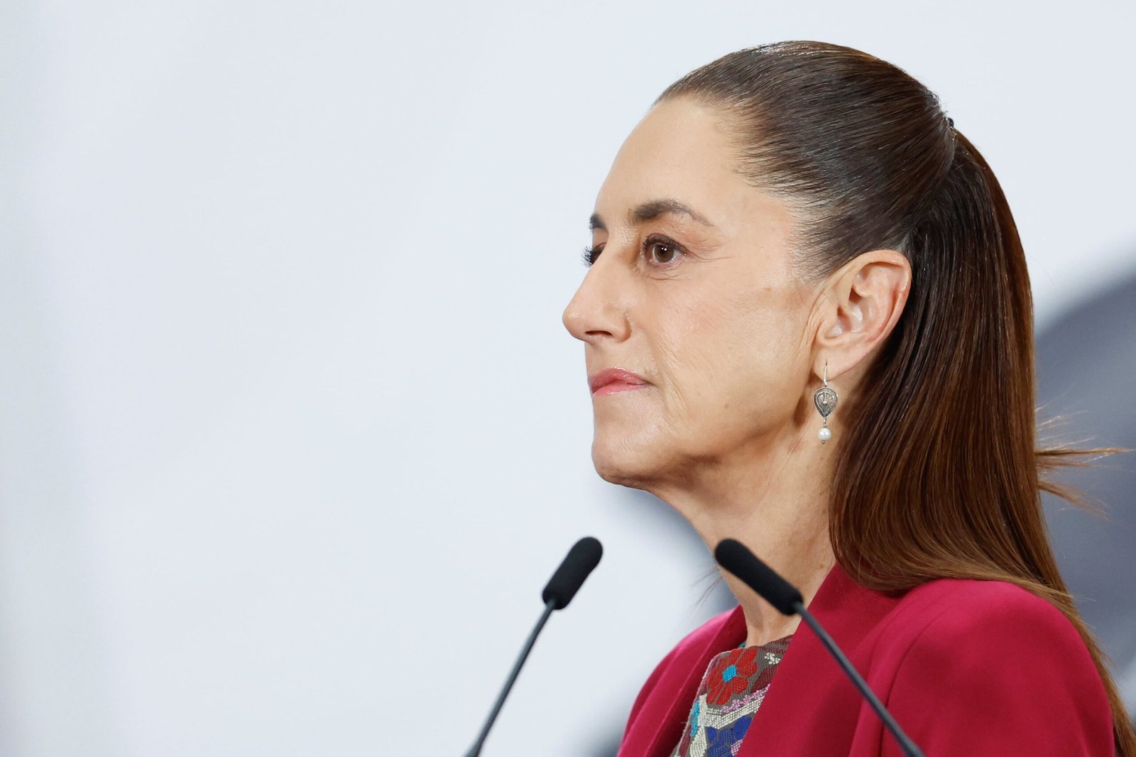 Sheinbaum tacha de “ficción” la nota de la CNN sobre el supuesto papel de la CIA en un ataque con bomba en México