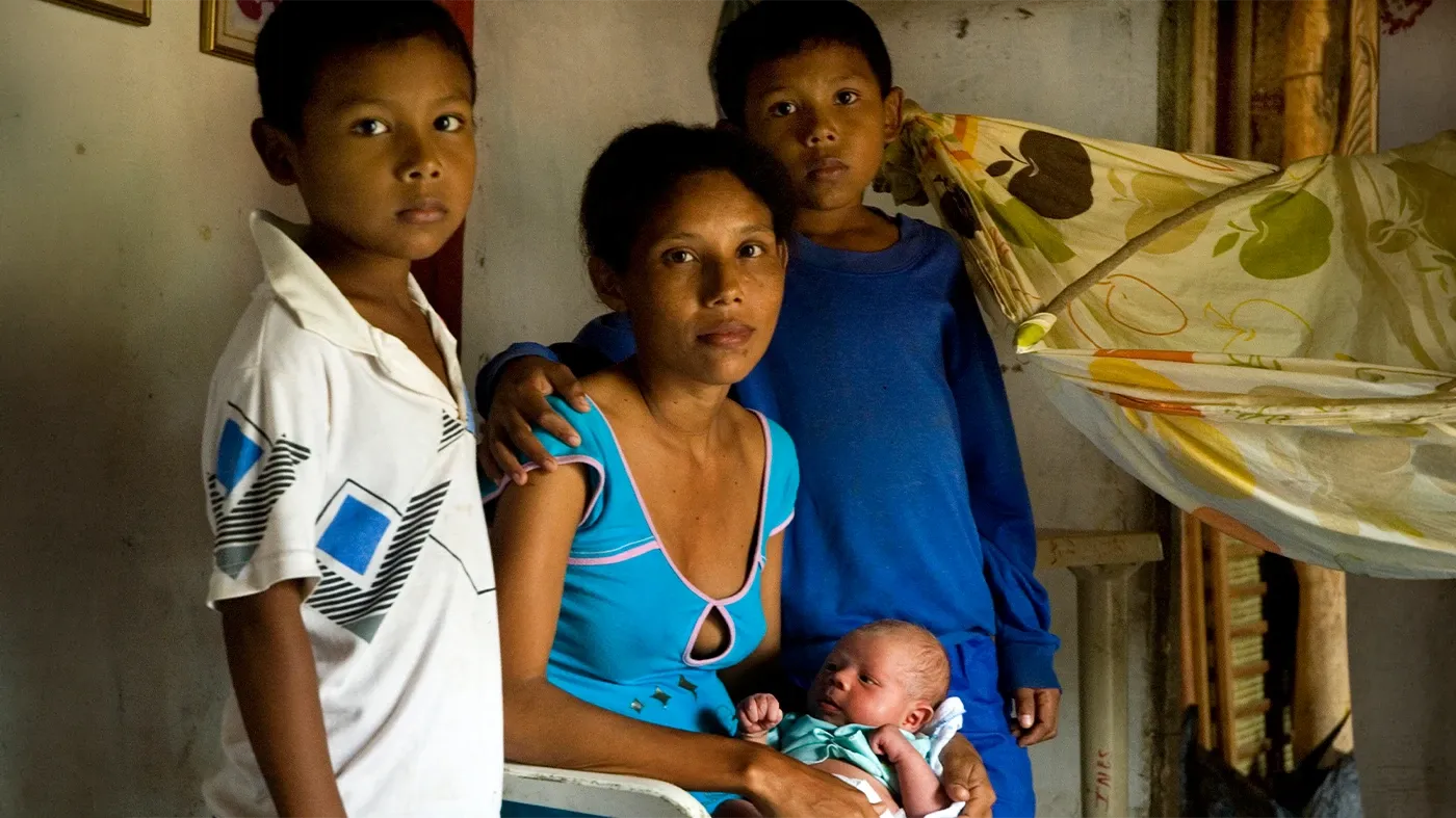 Un documental que siguió por 14 años a decenas de familias explica por qué salir de la pobreza en Colombia sigue siendo excepcional