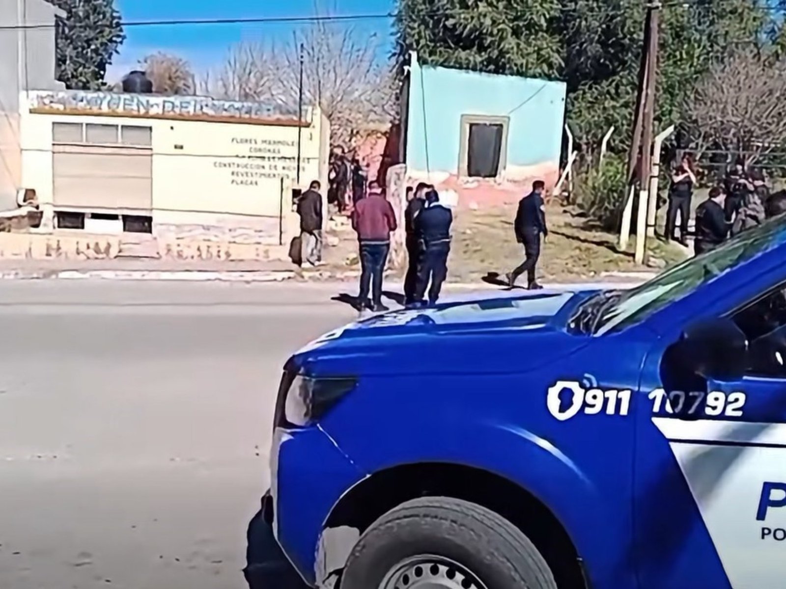 Un perro atacó a una nena de 4 años, la mordió en el cuello y la mató