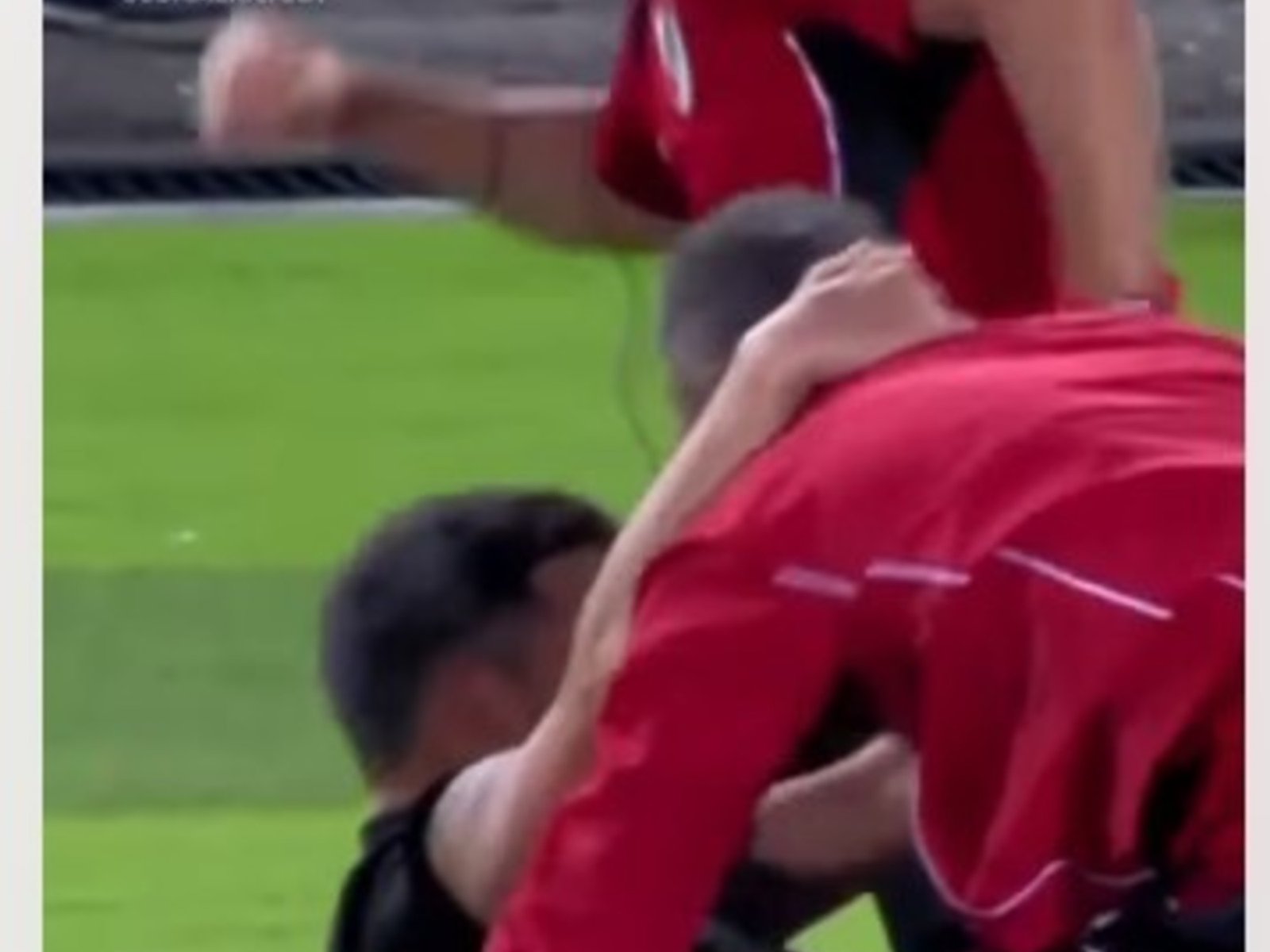 Video: el alocado festejo de Coudet con sus colaboradores en el 2-1 ante Carabobo :: Olé