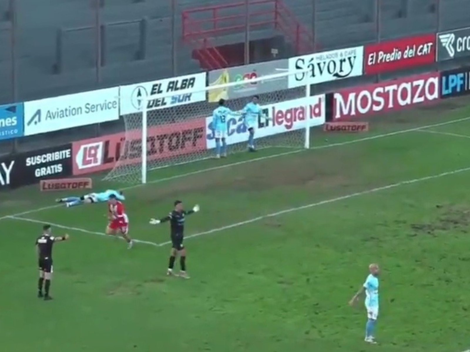 Villa San Carlos y un blooper en el minuto 97 que costó el partido
