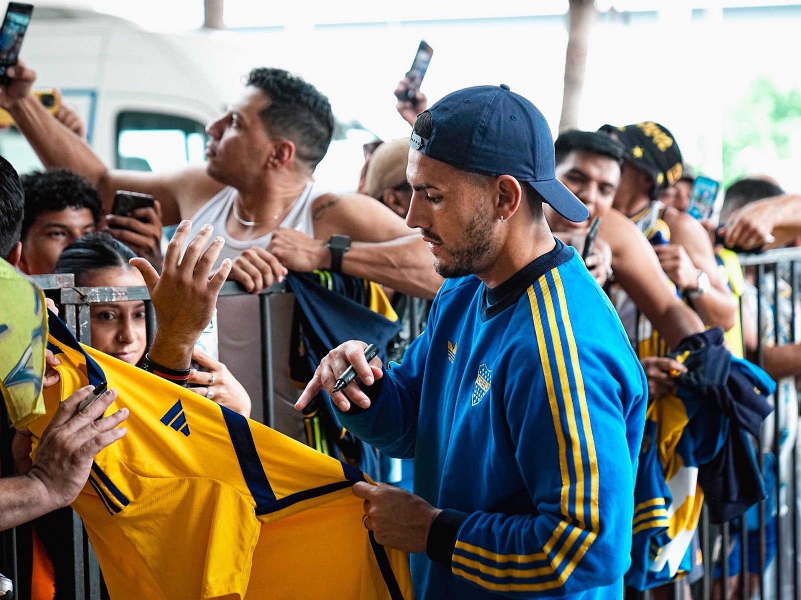 a qué hora es, probables formaciones y cómo ver en directo