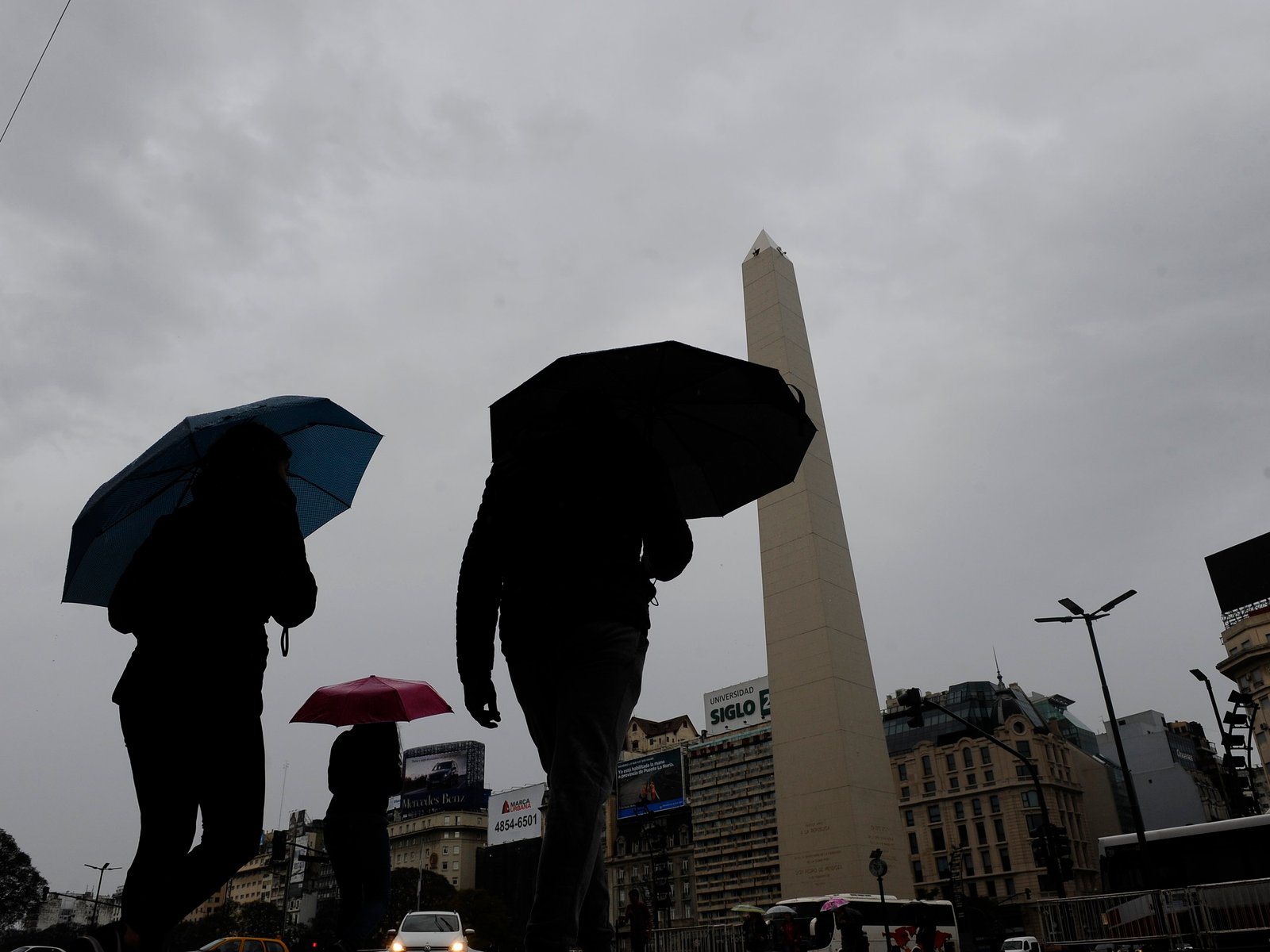 fuertes lluvias, ráfagas de viento y cambios bruscos en las temperaturas