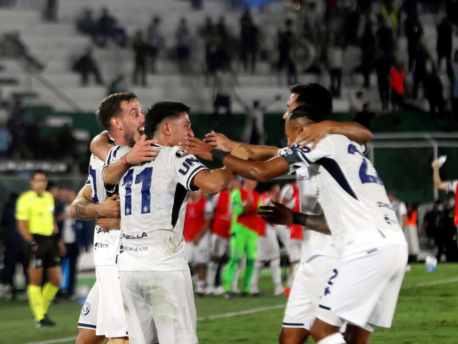 le ganó a Bolívar en Bolivia y apunta a los octavos en la Copa Libertadores