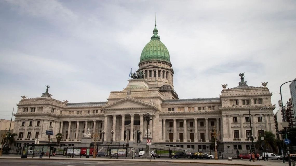 Antes y después del Mundial: las leyes que Milei quiere aprobar