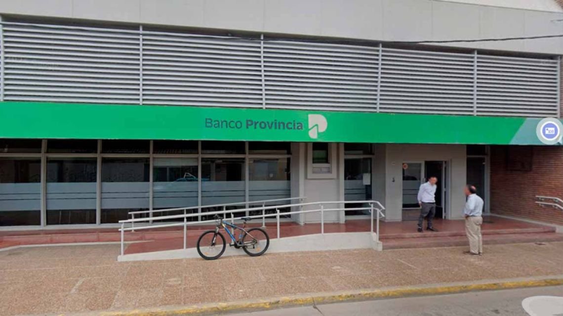 Baradero: cayó una banda de 12 boqueteros que planeaba saquear el tesoro del Banco Provincia