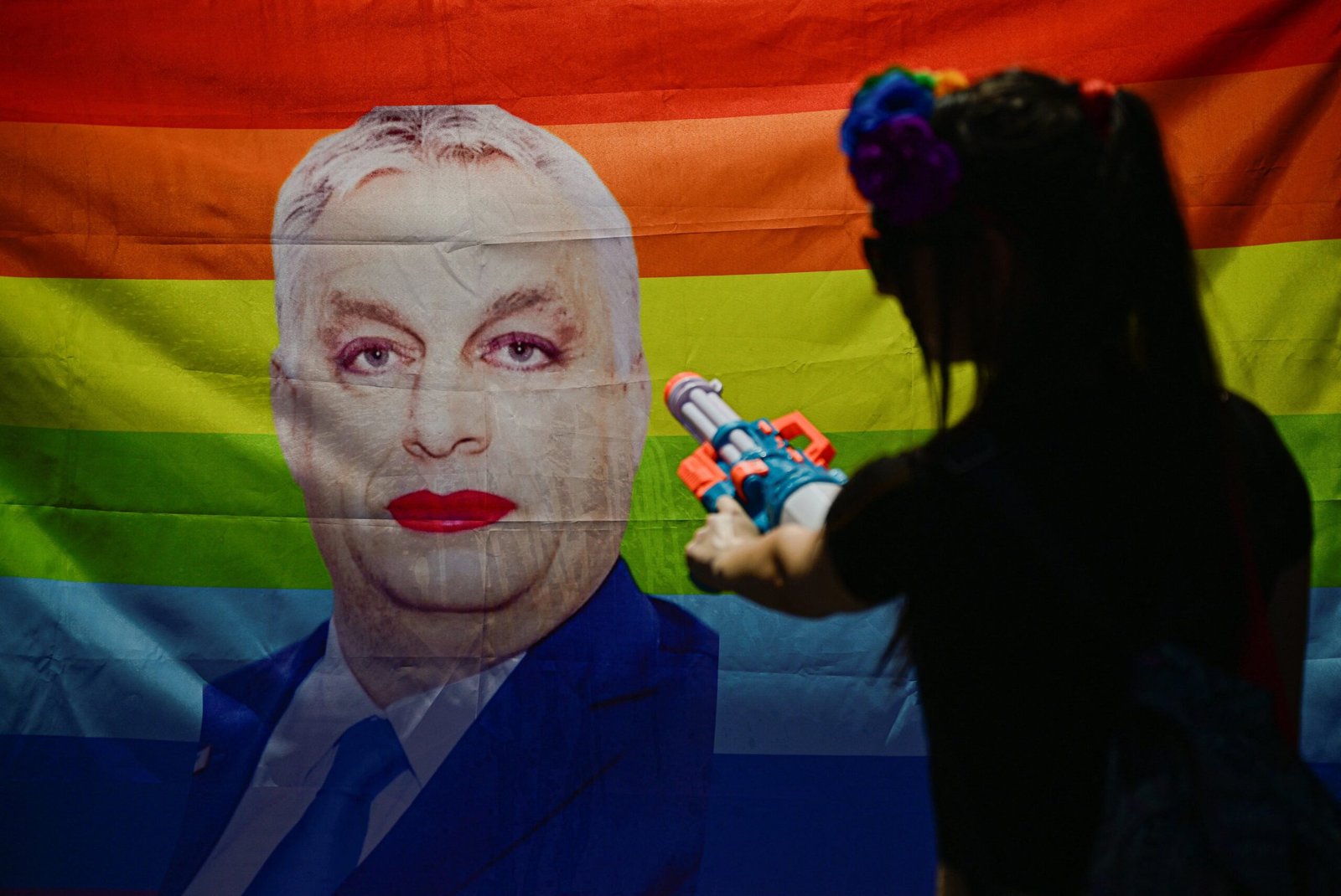 Budapest celebra su primer Orgullo tras la caída del ultra Orbán con una masiva manifestación: “Hay más arcoíris, más alegría”