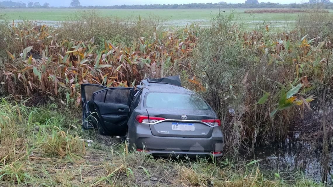 Chaqueños accidentados en Corrientes: investigan el origen de $183 millones hallados dentro del auto