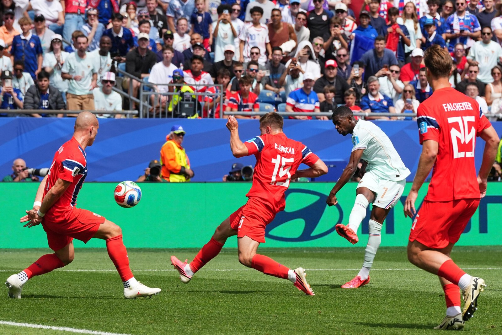 Dembélé saca a relucir su Balón de Oro ante una Noruega sin Haaland
