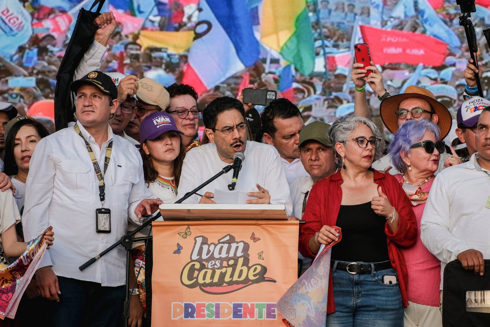 Iván Cepeda, durante su cierre de campaña en Barranquilla, el 24 de mayo.