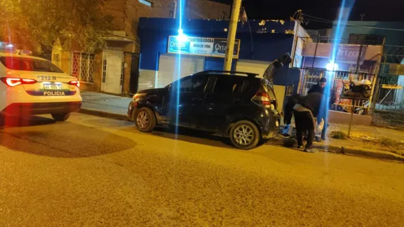 Detienen a un hombre por hurtar una soldadora de un vehículo